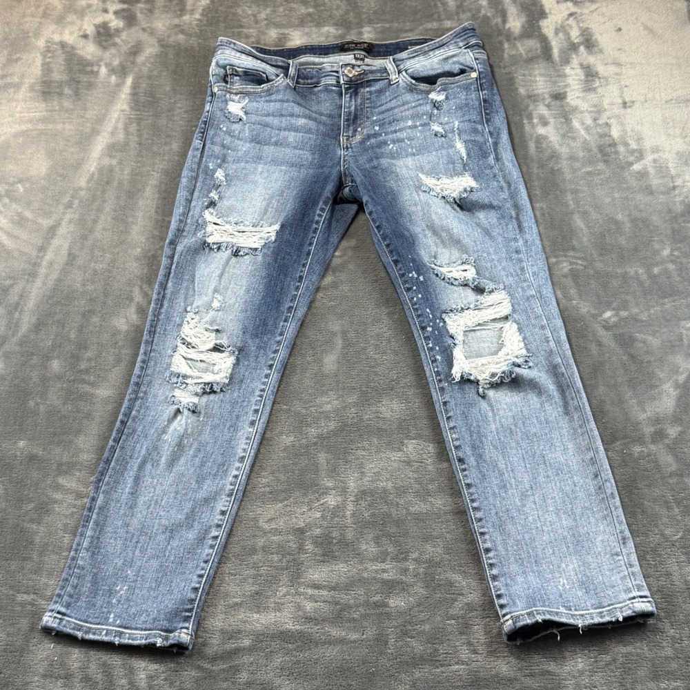 Judy Blue Boyfriend Fit Distressed Paint Splatter Jeans 13/31‎  Mid Rise Medium
